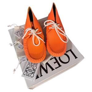 New Auth. Loewe Leather Lace Moccasins Booties Size 40 W/Box & Dust Bags